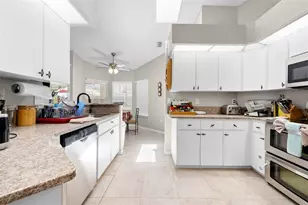 14185 Segovia St, Spring Hill, FL 34609 - Photo 19
