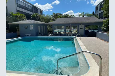 215 Valencia Boulevard #303, Belleair Bluffs, FL 33770 - Photo 15