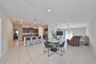 9316 Channing Hill Dr, Ruskin, FL 33573 - Photo 5