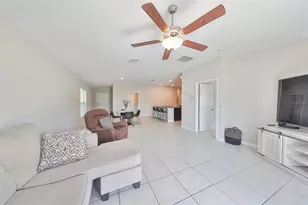 9316 Channing Hill Dr, Ruskin, FL 33573 - Photo 11