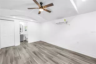 5034 2nd Ave S, Saint Petersburg, FL 33707 - Photo 3