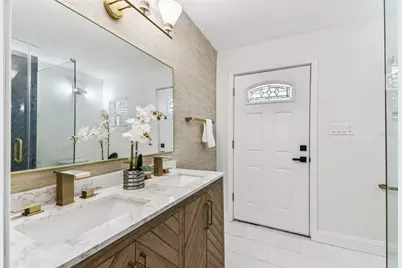 8703 Driftwood Drive, Tampa, FL 33615 - Photo 21