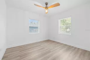 2325 Highland St S, Saint Petersburg, FL 33705 - Photo 25