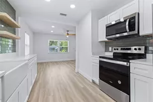 2325 Highland St S, Saint Petersburg, FL 33705 - Photo 15