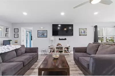 709 Highland Avenue N, Largo, FL 33770 - Photo 11