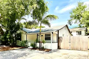 1844 Auburn St S, Saint Petersburg, FL 33712 - Photo 3