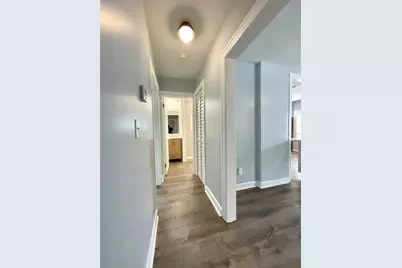 1844 Auburn Street S, Saint Petersburg, FL 33712 - Photo 9