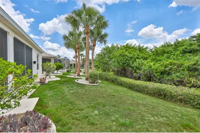 1050 Regal Manor Way, Sun City Center, FL 33573 - Photo 33