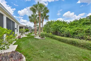 1050 Regal Manor Way, Sun City Center, FL 33573 - Photo 33