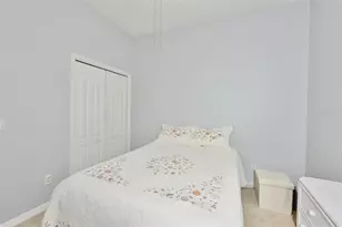1050 Regal Manor Way, Sun City Center, FL 33573 - Photo 17