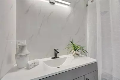 7454 Locust Street NE, Saint Petersburg, FL 33702 - Photo 35