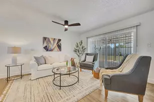 7454 Locust St NE, Saint Petersburg, FL 33702 - Photo 19