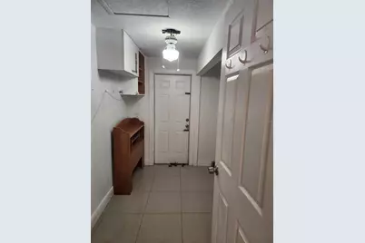 8518 Woodlake Drive, Tampa, FL 33615 - Photo 27