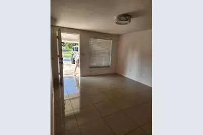 8518 Woodlake Drive, Tampa, FL 33615 - Photo 5