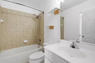 113 Grand Beach Pl, Tampa, FL 33609 - Photo 23