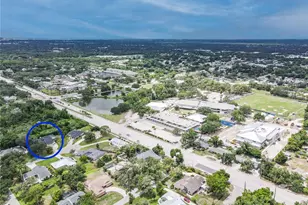 1279 Cornish Ct, Sarasota, FL 34232 - Photo 25