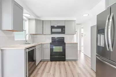 2048 Hess Drive, Holiday, FL 34691 - Photo 5