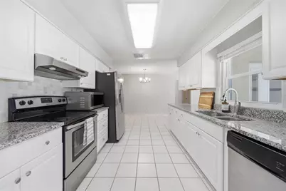17513 Shadyside Circle, Lutz, FL 33549 - Photo 7
