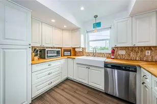 8432 W Gulf Blvd, Treasure Island, FL 33706 - Photo 25