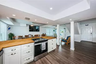 8432 W Gulf Blvd, Treasure Island, FL 33706 - Photo 27
