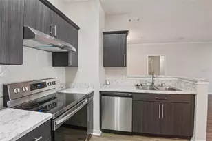 18001 Richmond Pl Dr, Tampa, FL 33647 - Photo 11