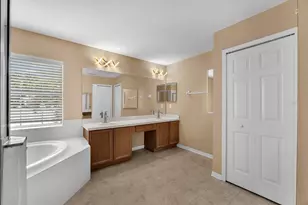 10904 Summerton Dr, Riverview, FL 33579 - Photo 23
