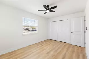 513 88th Ave N, Saint Petersburg, FL 33702 - Photo 19