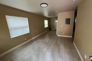 10106 N 10th St, Tampa, FL 33612 - Photo 1