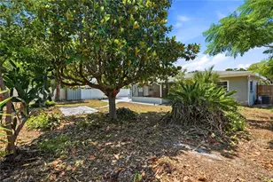 5586 30th Ave N, Saint Petersburg, FL 33710 - Photo 31