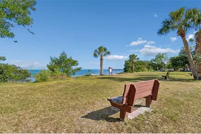 314 Maryland Avenue, Crystal Beach, FL 34681 - Photo 7