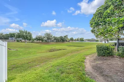 2817 Durant Trails Boulevard, Dover, FL 33527 - Photo 39