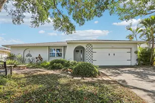 8083 Bayhaven Dr, Seminole, FL 33776 - Photo 1