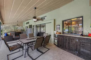 3916 Broomsedge Ln, Valrico, FL 33596 - Photo 39