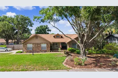 3916 Broomsedge Lane, Valrico, FL 33596 - Photo 1