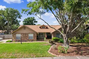 3916 Broomsedge Ln, Valrico, FL 33596 - Photo 1