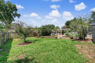 3916 Broomsedge Ln, Valrico, FL 33596 - Photo 45