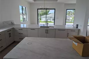 4086 13th Ln NE, Saint Petersburg, FL 33703 - Photo 7