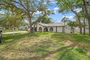 2051 Laredo Ave, Spring Hill, FL 34608 - Photo 41