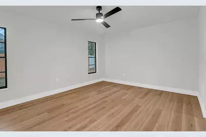 2051 Laredo Avenue, Spring Hill, FL 34608 - Photo 17