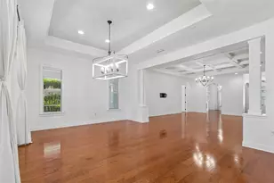 2107 Carroll Landing Dr, Tampa, FL 33612 - Photo 15