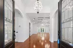 2107 Carroll Landing Dr, Tampa, FL 33612 - Photo 5