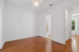 2107 Carroll Landing Dr, Tampa, FL 33612 - Photo 35