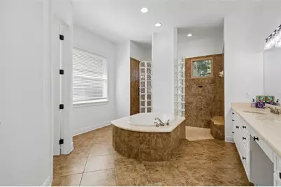 2107 Carroll Landing Drive, Tampa, FL 33612 - Photo 37