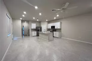 19646 Shady Oak Dr, Land O Lakes, FL 34638 - Photo 5