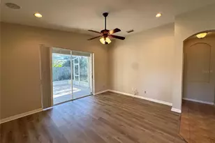8037 Moccasin Trail Dr, Riverview, FL 33578 - Photo 15
