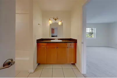 222 Pompano Drive SE #H, Saint Petersburg, FL 33705 - Photo 21