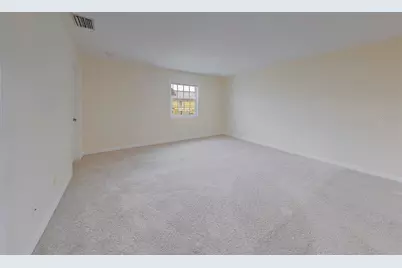 222 Pompano Drive SE #H, Saint Petersburg, FL 33705 - Photo 15
