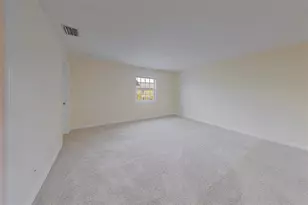 222 Pompano Dr SE, Saint Petersburg, FL 33705 - Photo 15