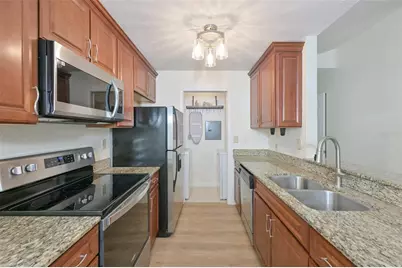 10265 Gandy Boulevard N #1006, Saint Petersburg, FL 33702 - Photo 9
