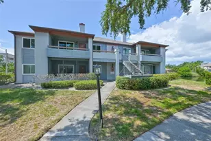 10265 Gandy Blvd N, Saint Petersburg, FL 33702 - Photo 1